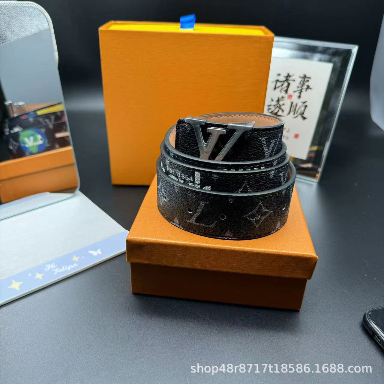 New L Men's Belt Smooth Buckle V Letter Belt Youth Plaid Trouser Belt Trendy Casual Business Belt