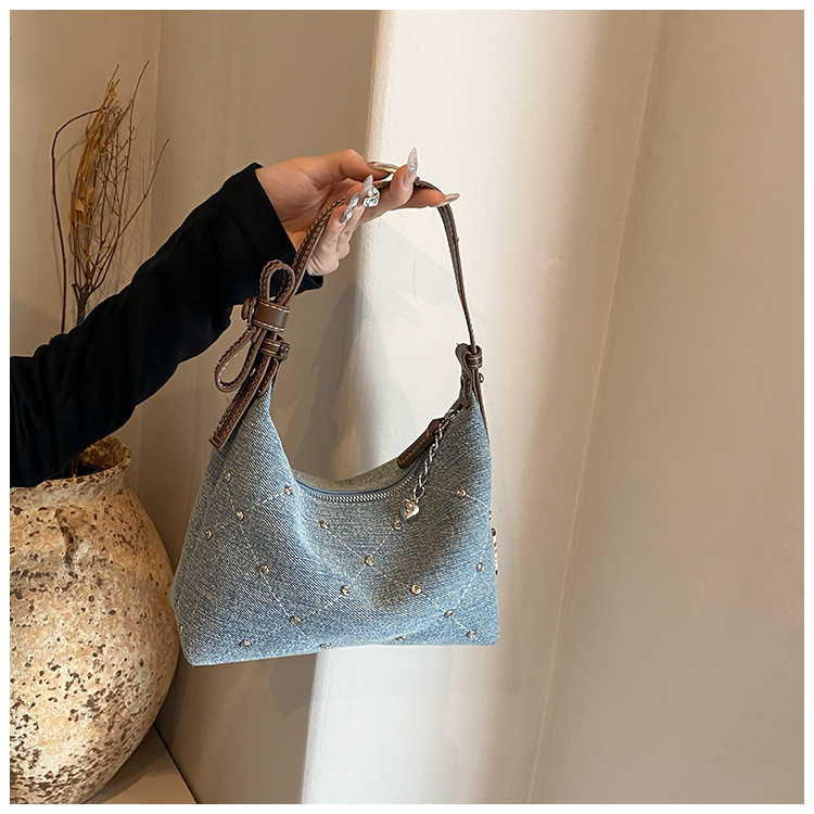 O1CN01m6JfFU1yV4GTuz6oK !!2212088006583 0 cib