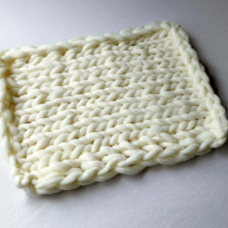 Newborn photography art woven blanket studio photography baby simple background blanket props