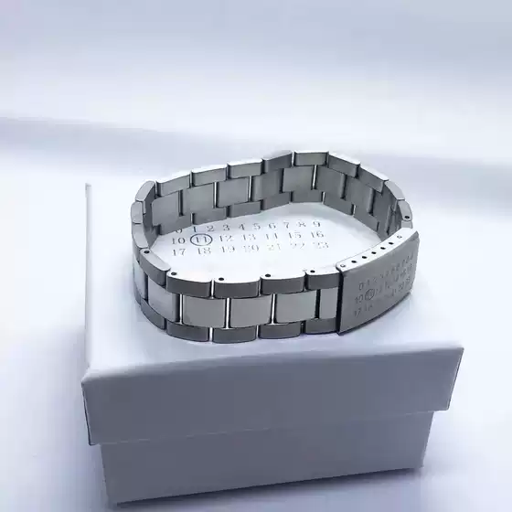 Pyc 20Ss Classic Digital Logo Watch Strap Bracelet Ins Show Style Minimalist Style Watch Chain Titanium Steel Bracelet for Men and Women