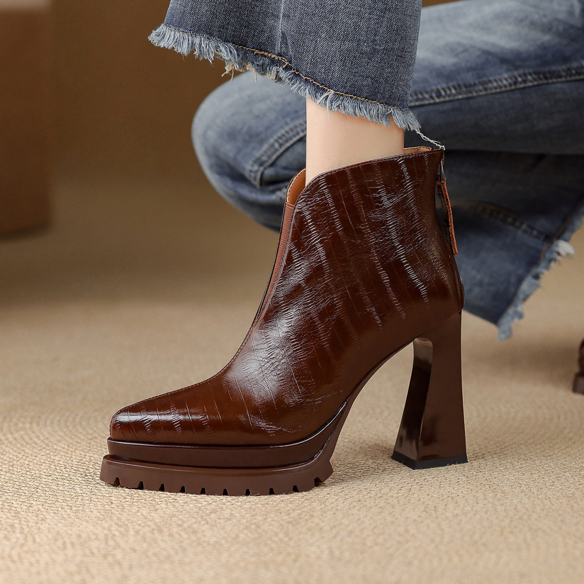 Boot nữ cổ thấp mũi nhọn gót thô đế dày da bò khoá kéo phía sau — Lớp lót đơn màu đen, Lớp lót đơn màu nâu, Lót nhung đen, Lót nhung màu nâu