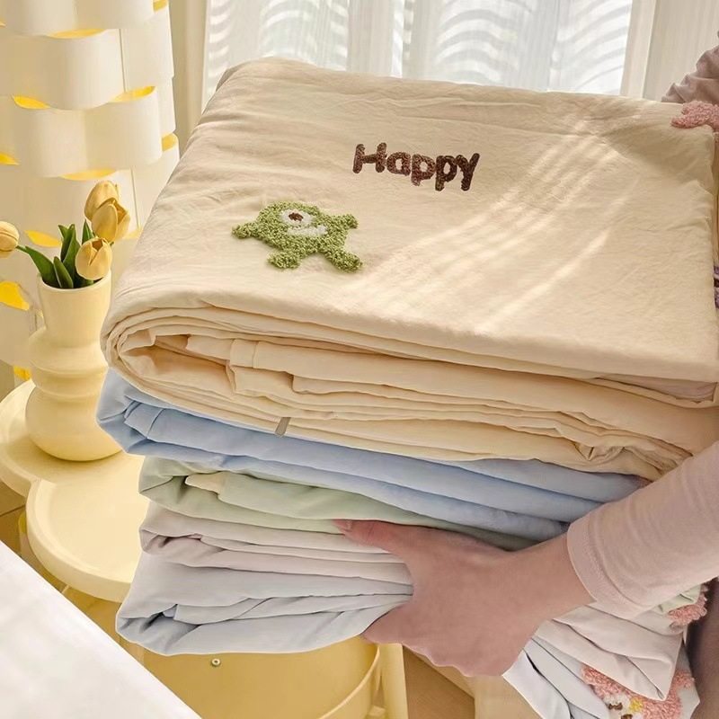 New Class A cotton four-piece set super soft cotton towel embroidered bed sheet quilt cover dormitory wash cotton three-piece set wholesale