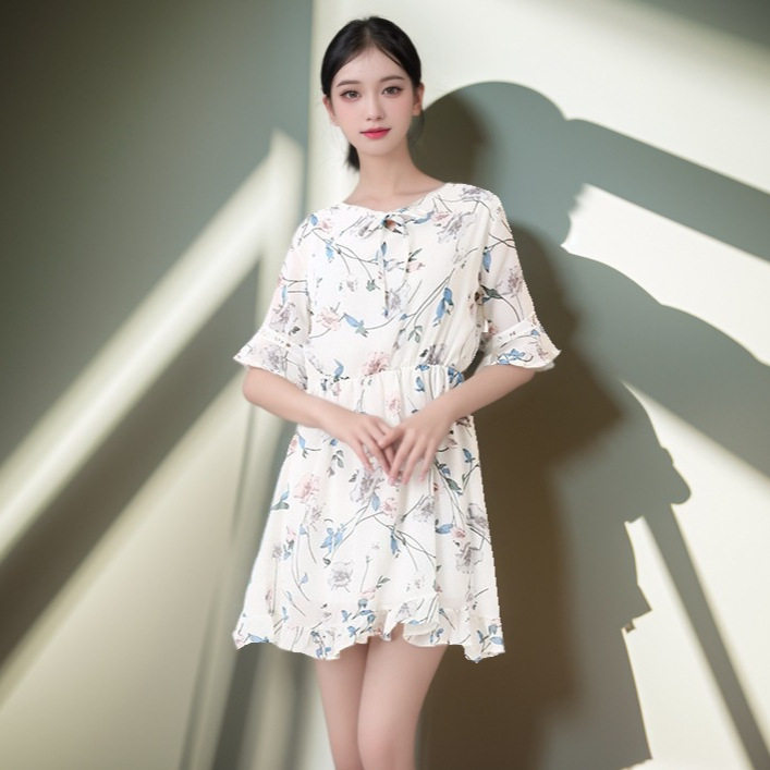 Floral Chiffon Dress Sweet Summer Style Slim Fit Flared Sleeves A Line Silhouette Perfect for Casual Occasions