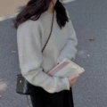 White pullover sweater