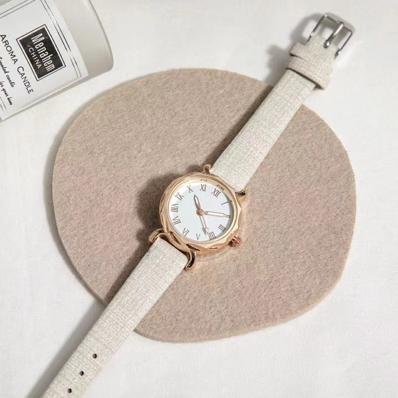 Roman scale belt personality fashion easy to ride simple casual small dial diamond college style quartz ladies hand