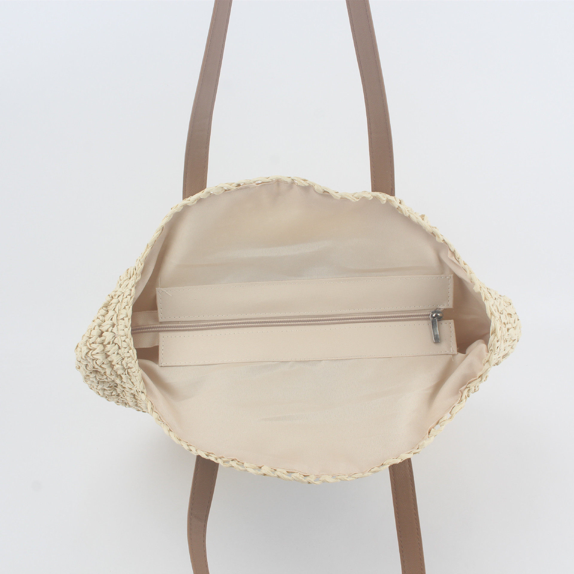 A generation of new holiday beach woven bag round hollow shoulder Joker casual straw woven bag women's bag