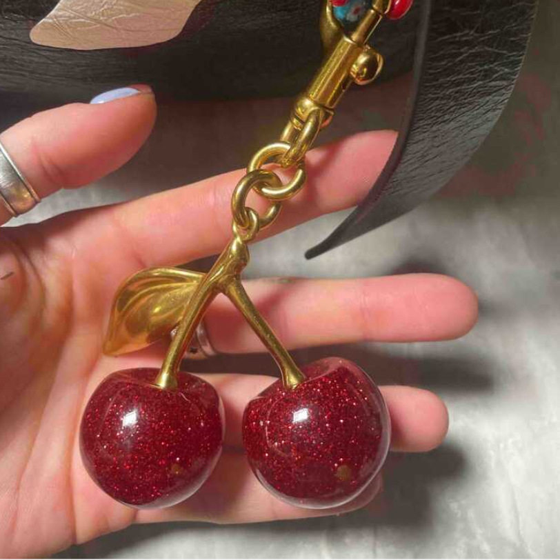 Europe and the United States cross-border SHEIN hot fashion cherry key chain high-grade lobster buckle cherries bag pendant pendant
