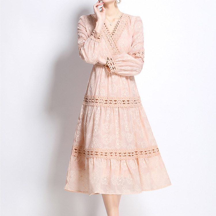 French Court Style Floral Lantern Sleeve Dress Hollow Out V Neck Elegant Long Gown Spring Fashion Wholesale