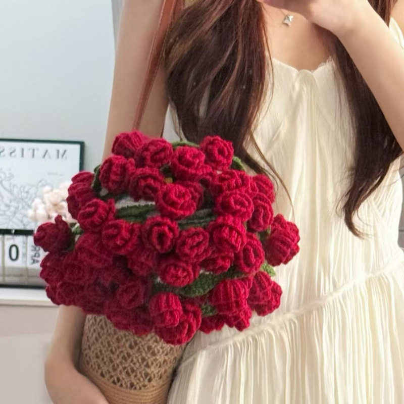 Finished Gift Box Rose Blanket Bouquet Birthday Gift for Girls Knitted Wool Creative Blanket