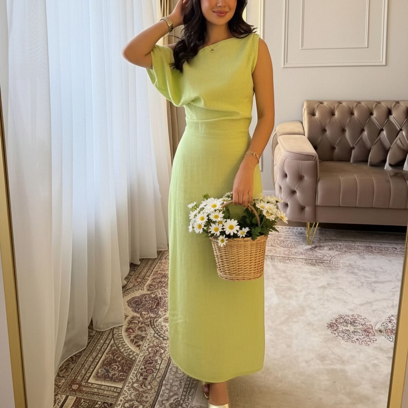 Summer Womens Dress Elegant Solid Color French Maxi Dress Lightweight Luxury Style for Casual Occasions Wholesale