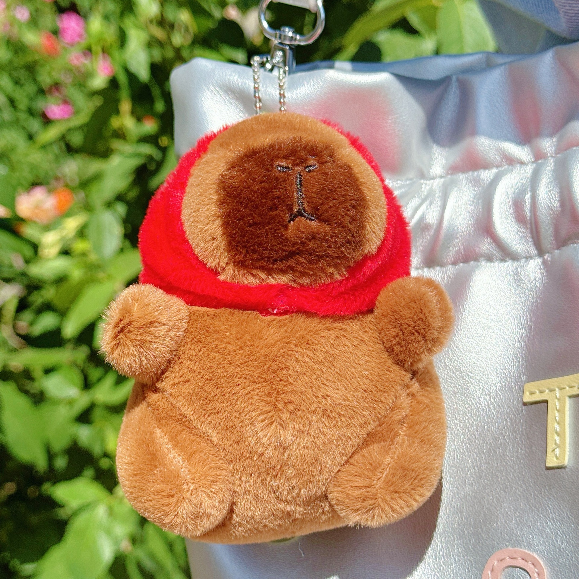 可爱卡皮巴拉公仔水豚鼠毛绒玩具玩偶钥匙扣书包挂件抓机娃娃批发