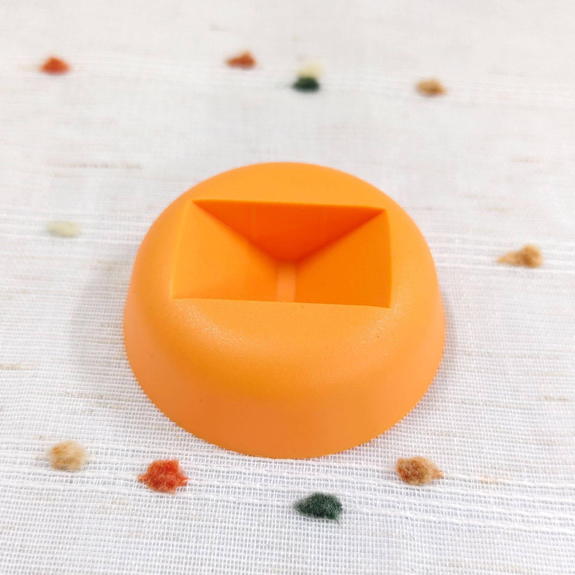 Transparent high-definition visual pe film box suspension box small item jewelry storage base support is stable and anti-shaking