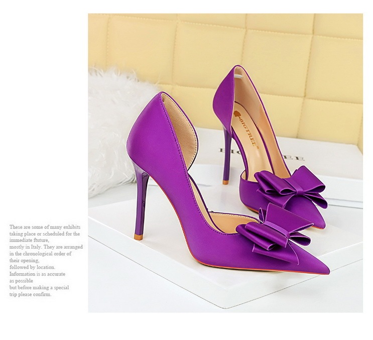 Giày cao gót nữ mũi nhọn gót siêu cao 10.5cm mặt lụa satin thắt nơ hở hông — Màu đen, Màu đỏ hoa hồng, Màu đỏ rượu, Màu hồng