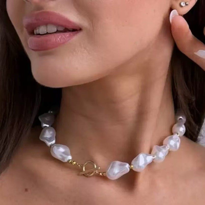 European and American Elegant Baroque Special-Shaped Pearl Necklace Women's Personalized Light Luxury High-Level Clavicle Chain Necklace Chain Woolen Chain