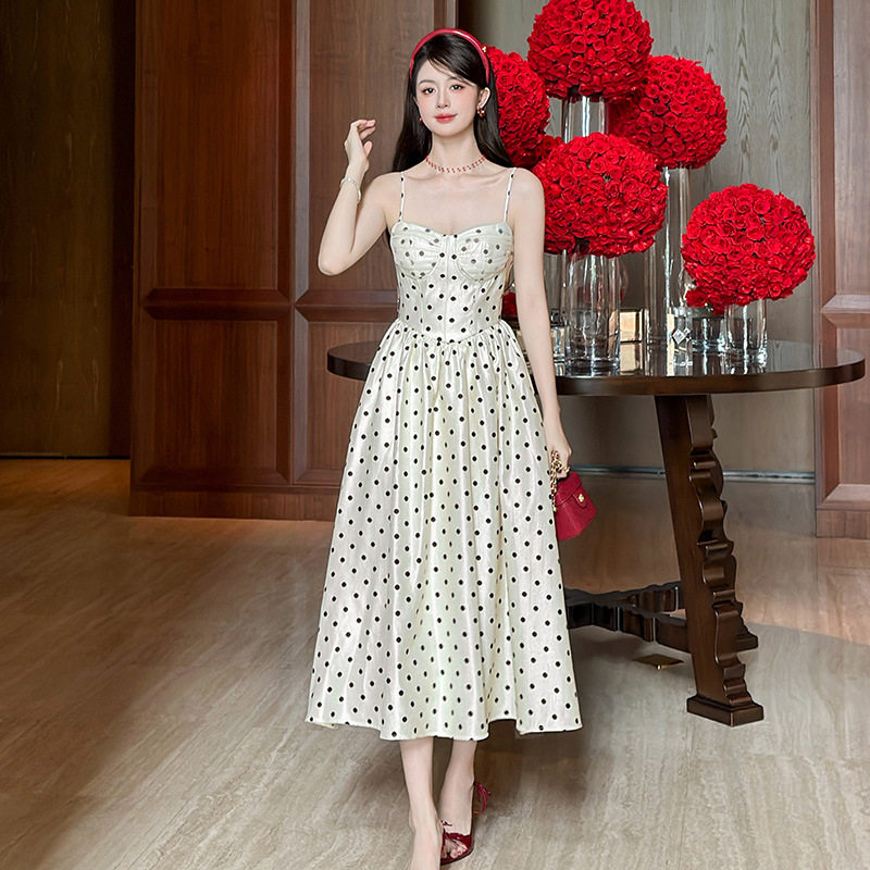 Đầm maxi nữ thắt eo phong cách châu Âu cổ điển, cổ vuông không tay, dáng chữ A — [Màu hồng đào]