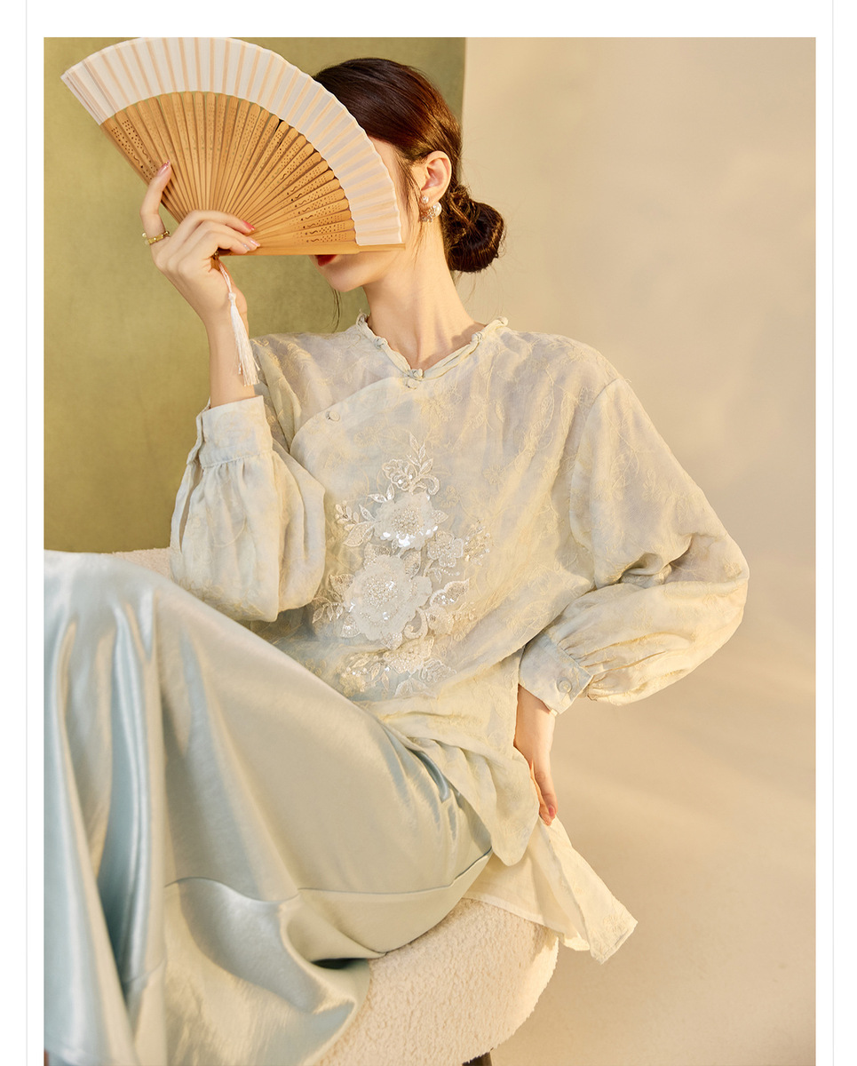 Áo sơ mi nữ dài tay thêu hoa cổ tròn phong cách thanh lịch — Cloud Water Blue (Giao hàng ngay hôm nay), Cloud Water Blue (Giao hàng trong 7 ngày)