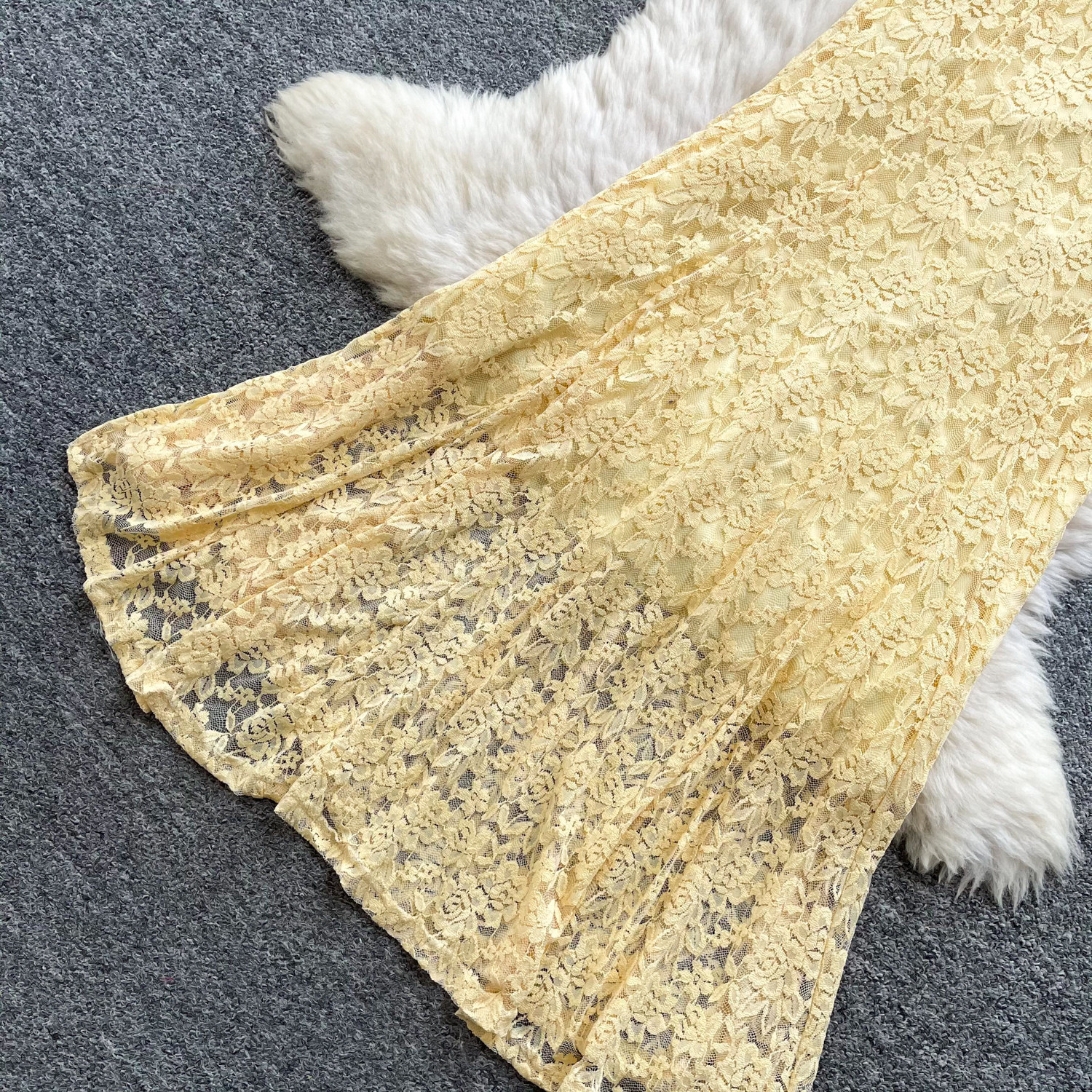 French Style Sleeveless Lace Maxi Dress Slim Fit Elegant Vacation Ready Summer Collection Wholesale Available