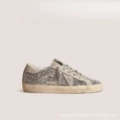 Gray tail gray star grid silver body