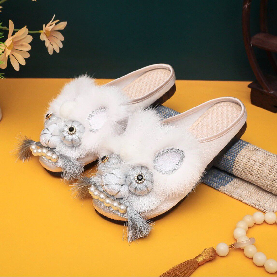 New Original Ethnic Style Adult Tiger Head Slippers Shoes Hand-Embroidered Shoes National Trend Retro Flats Folk Cloth Shoes for Women