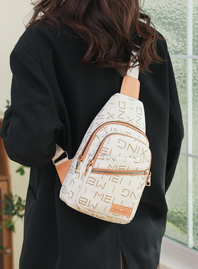 2023PU软皮女士时尚字母胸包sling bag bags for women s1