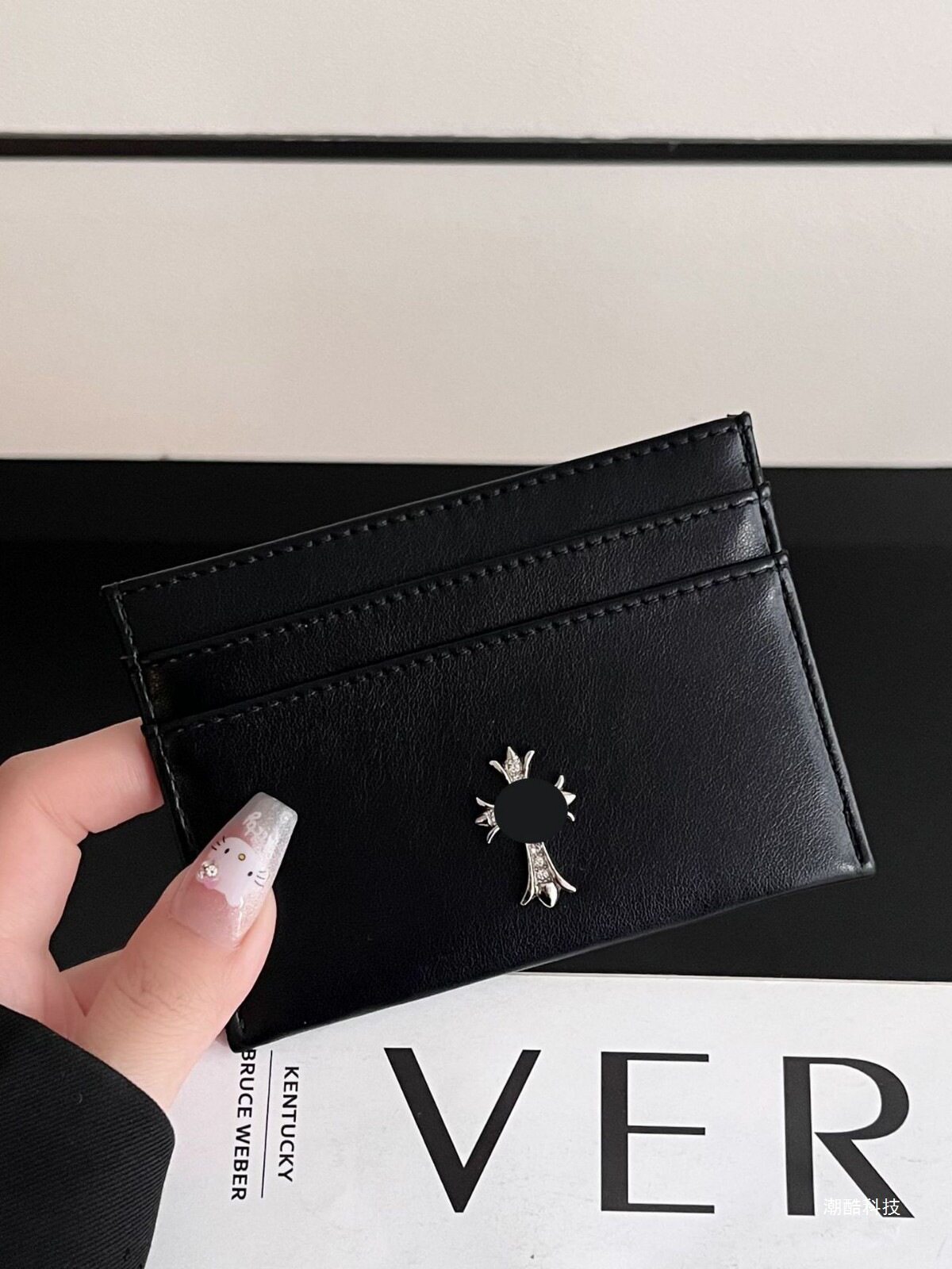 Suitable for Soft Skin and Fine Lines, Double-Sided Universal Leather Case, Practical Functional Card Holder, Luxury Leather Coin Purse