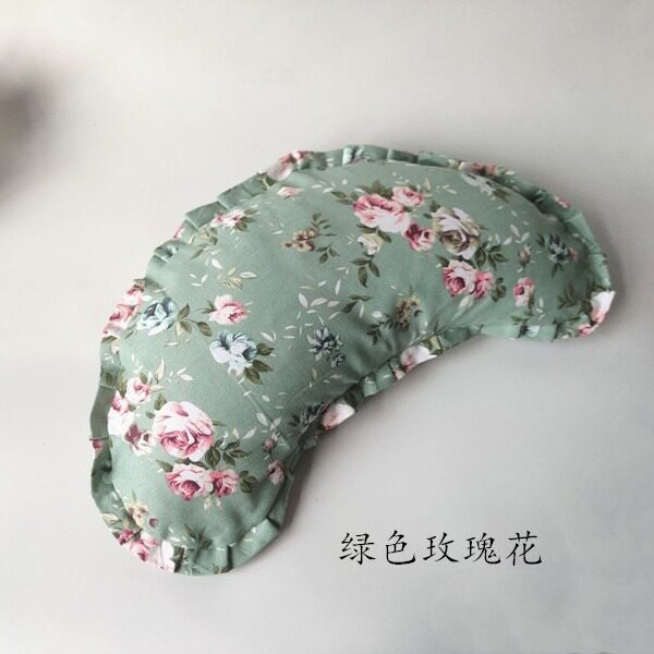 Cotton coarse Crescent pillowcase neck protection pillowcase cervical vertebra pillowcase moxibustion neck protection pillow health traction pillow Palace pillow wholesale