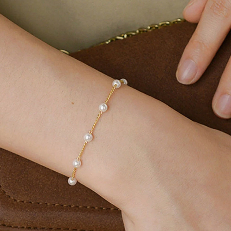 European and American cross-border jewelry elegant fashion temperament versatile women's simple pearl bracelet girlfriends pearl bracelet