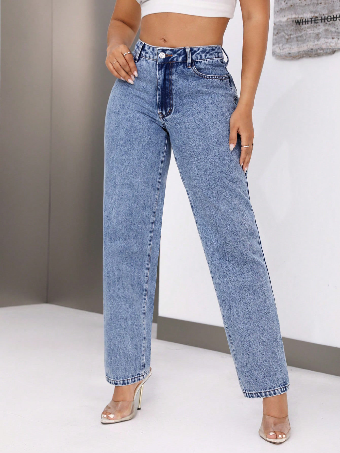 High Waisted Straight Leg Jeans Vintage Style Womens Fashion Comfortable Fit Casual Wear Wholesale Available