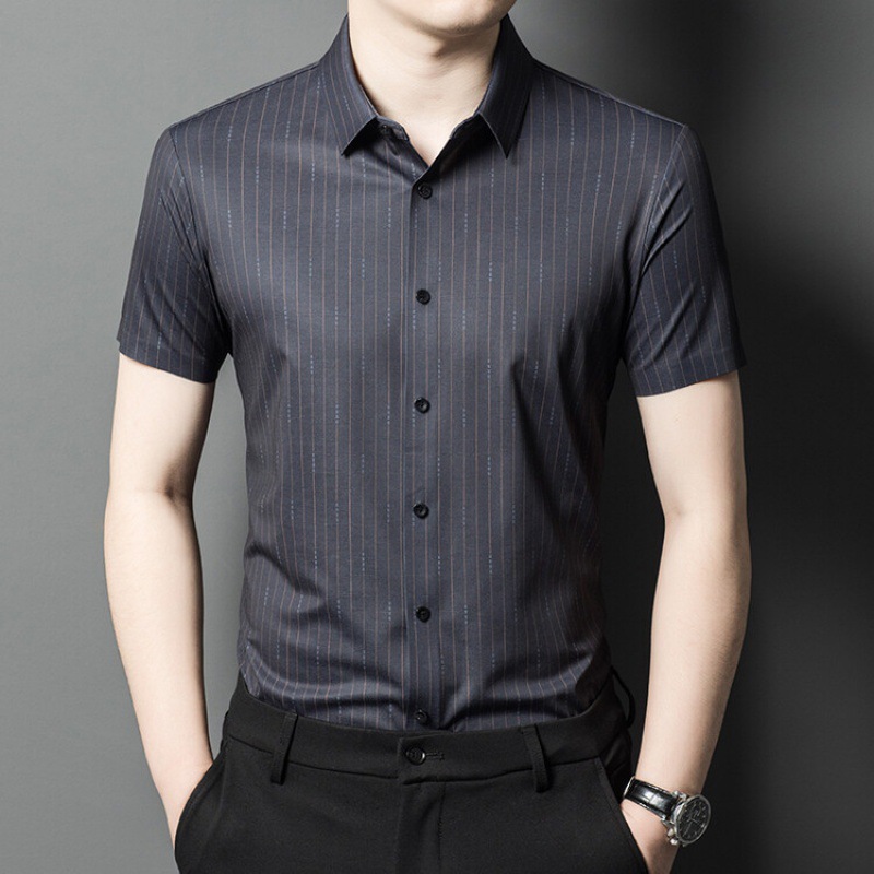 (Mới) Mã B8033 Giá 1220K: Áo Sơ Mi Nam Torean Ngắn Tay Hàng Mùa Hè Trung Niên Phong Cách Hàn Quốc Thời Trang Nam Chất Liệu G04 Sản Phẩm Mới, (Miễn Phí Vận Chuyển Toàn Quốc).