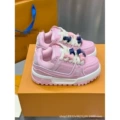 Pink chubby