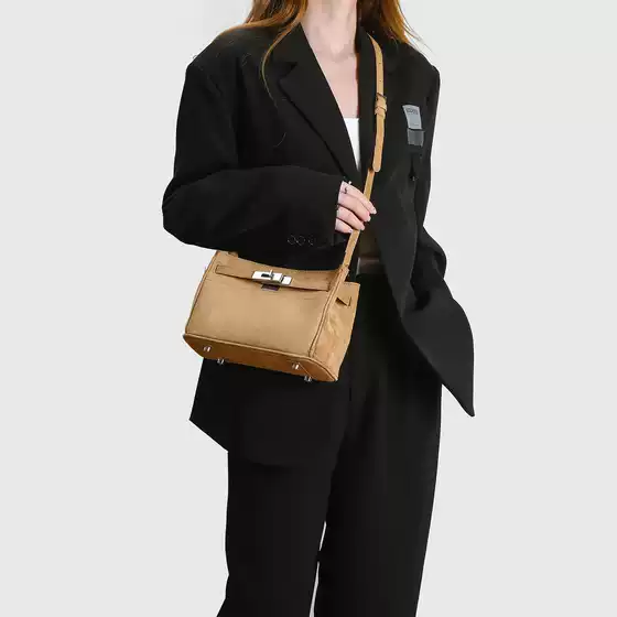 Autumn and Winter Versatile Suede Underarm Bag for Women 2026 New Retro Kelly Bag Single Shoulder Crossbody Bag Street Fashion