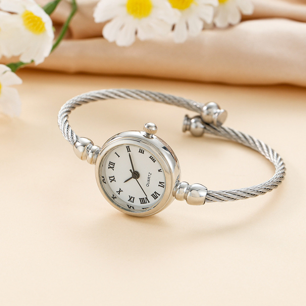 休闲女表小清新手表学生韩版简约潮流ulzzang手链式女学生