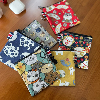 Canvas fashion creative cute portable travel coin purse key mobile phone card bag cartoon cute zipper bag wholesale
