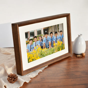 Graduation Photo Frame Made of Solid Wood with Mortise and Tenon Joints, Suitable for University Conferences, Team Group Photos, Commemorative Photo Frames, Graduation Picture Frames