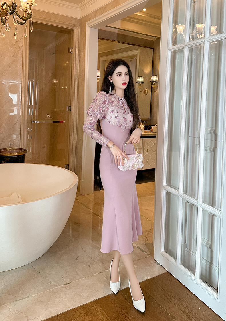 Đầm dài ôm body phối ren đuôi cá cổ đứng tay phồng — Màu tím hồng