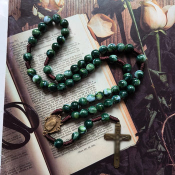 Ancient green cross woven pendant necklace European and American personality retro acrylic bead necklace men's wholesale jewelry