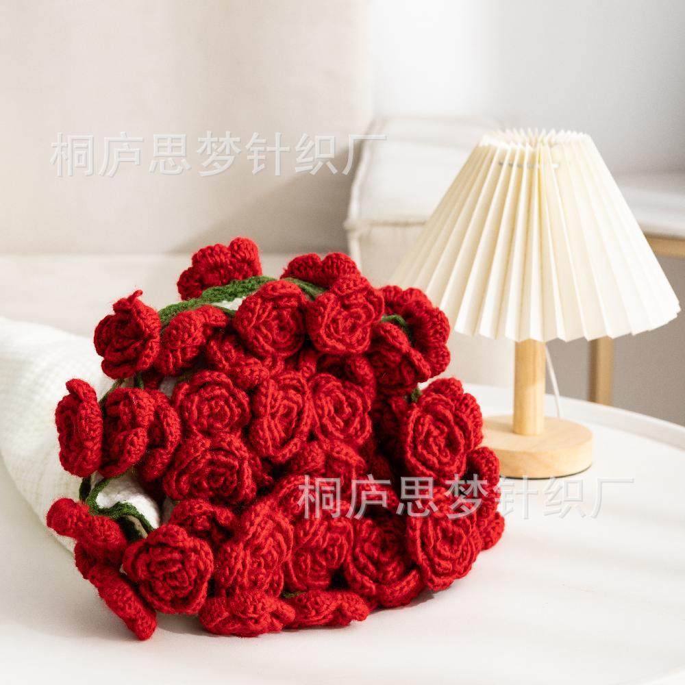 Ready-Made Factory Direct Sales into a Bouquet of Flowers! Rose Bouquet Blanket Finished Nap Flower Blanket Decorative Blanket