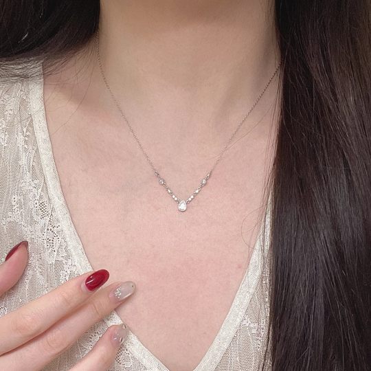 S925 Sterling Silver Pearl Necklace Women's Niche Design Light Luxury High-end Color-free Simple Collarbone Chain Accessories Wholesale
