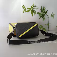 2024 New European and American Retro Men's Shoulder Crossbody Adjustable Bag Letter Printing Contrast Color Stitching Small Square Bag