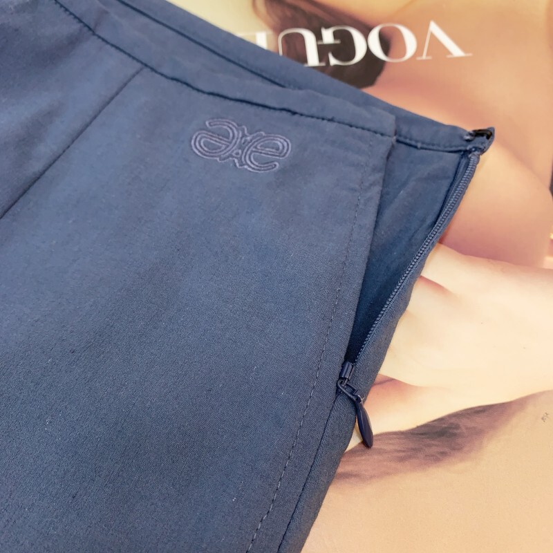 Chân váy lửng quấn cạp cao xếp ly xẻ tà phong cách công sở — màu đen, Xám xanh