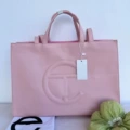 Medium pink