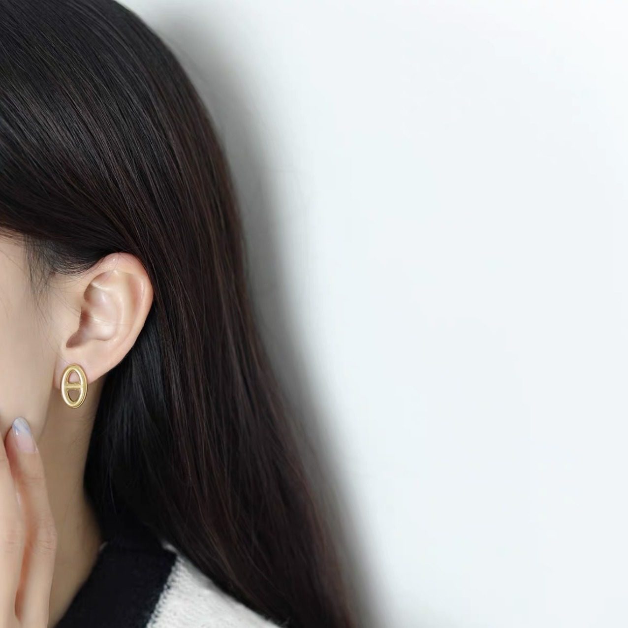 Design Sense Korean Style Necklace Women's Instagram Popular Brand Internet Celebrity Pig Nose Titanium Steel Collarbone Chain Necklace Light Luxury Jewelry Pendant