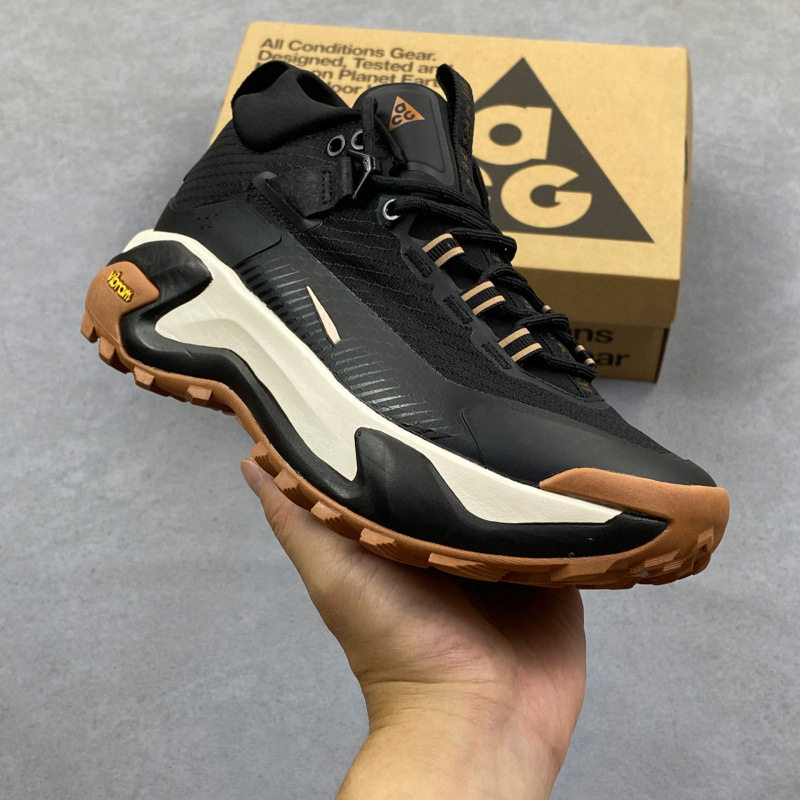 Men’s Waterproof GTX Hiking Shoes