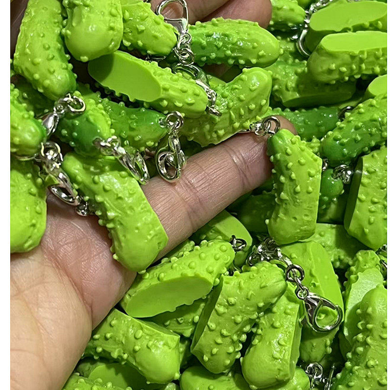 Cross-border Explosions Simulation Vegetable Cucumber Pepper Radish Pendant Pendant Emotional Support Keychain Holiday Gift