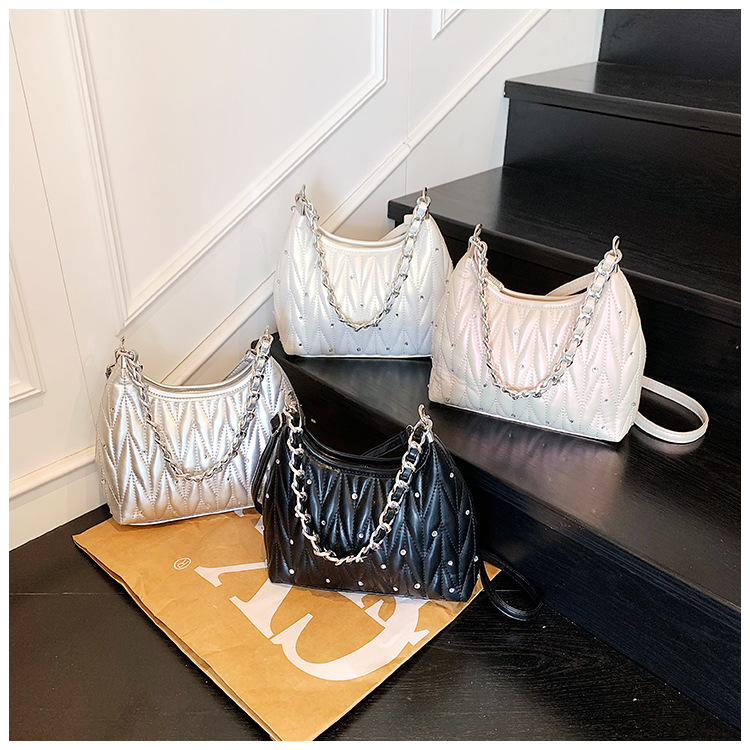 O1CN01nO4bly1yV4MxhnUb6 !!2212088006583 0 cib