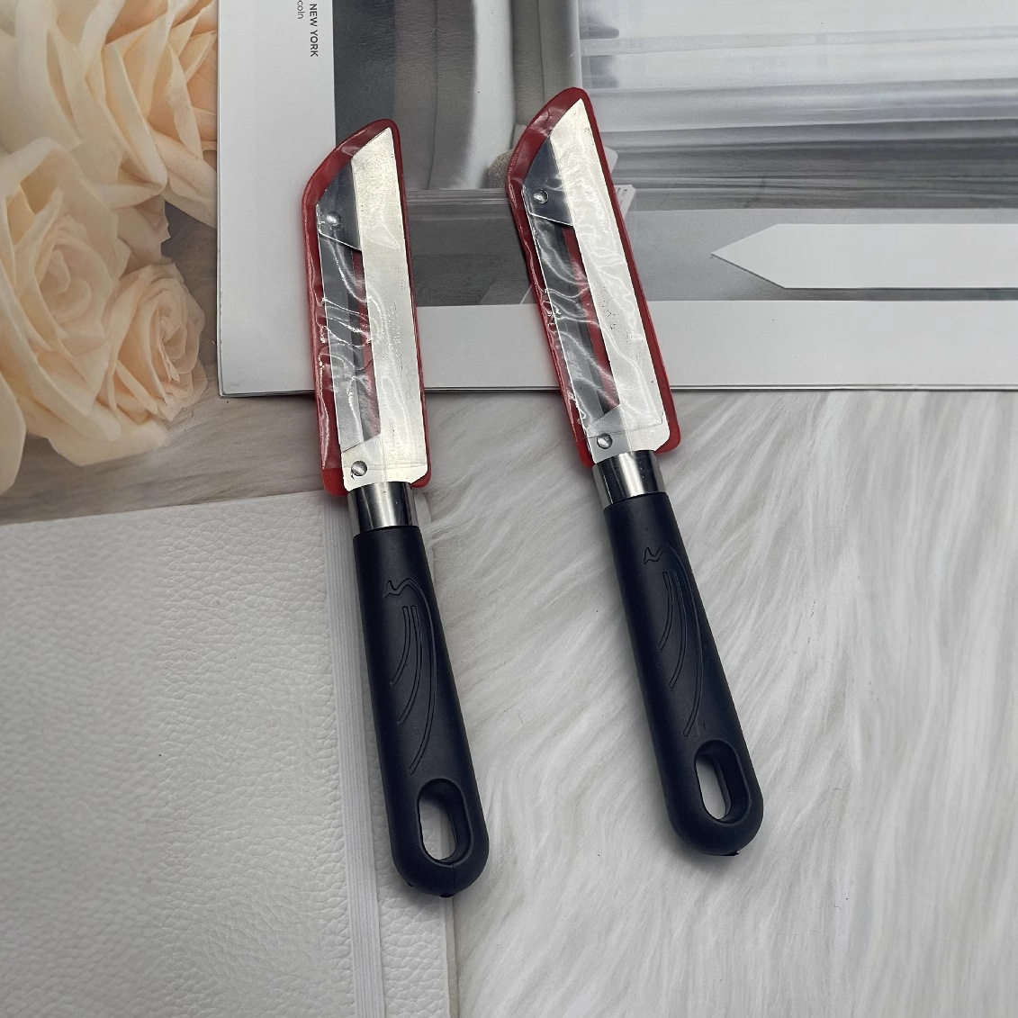 Multi-purpose black handle stainless steel peeler two-in-one dual-purpose planer apple potato fruit peeling artifact wholesale