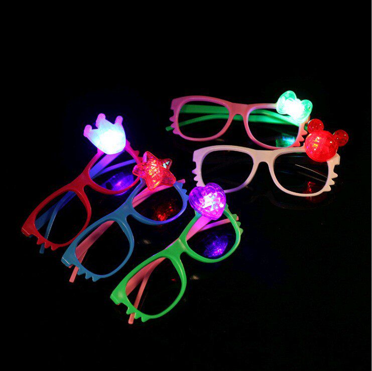 网红夜市热卖七彩发光手镯摆地摊货源义乌儿童玩具批发地推小礼品