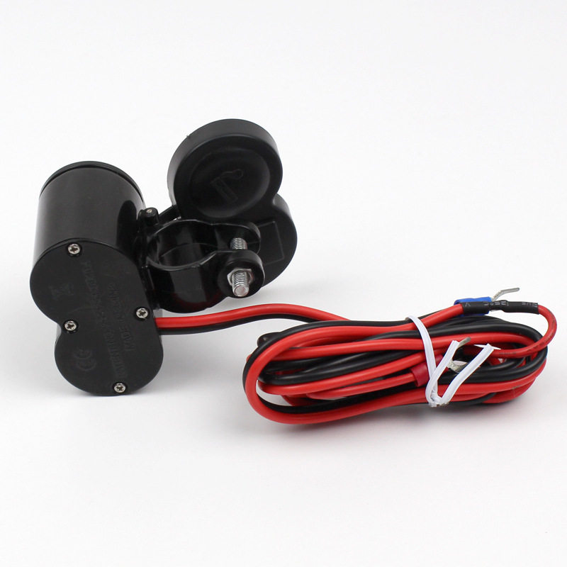 Cross-border wholesale motorcycle cigarette lighter mobile phone charger 12V car USB charger waterproof universal two-in-one