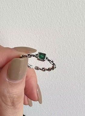 祖母绿戒指锆石复古女