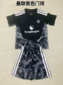 Man l goalkeeper uniform